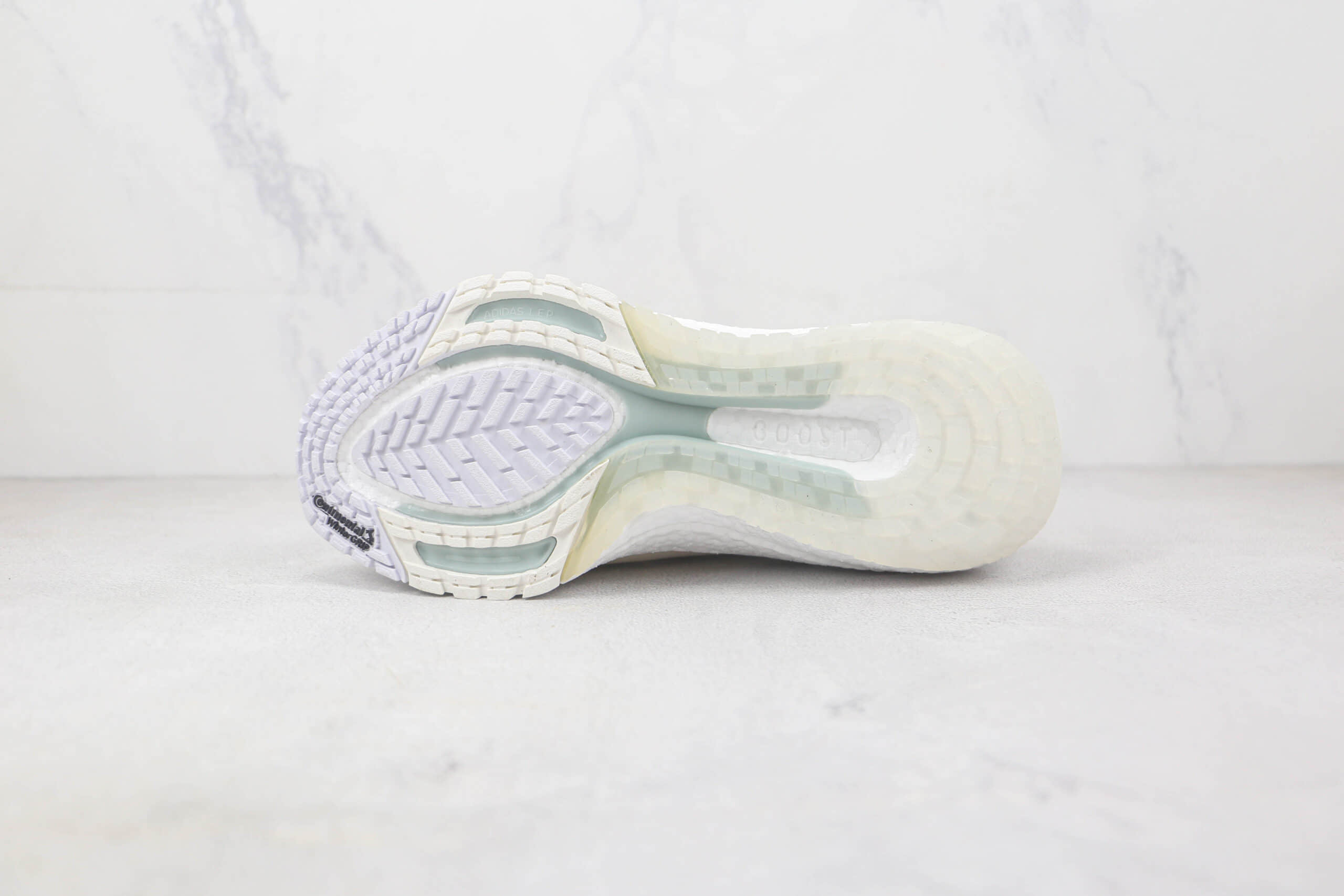 阿迪达斯adidas ultra boost 2021莆田纯原复刻版本UB7.0奶敏感内容爆米花跑鞋原档案数据开发 货号:FY3955
