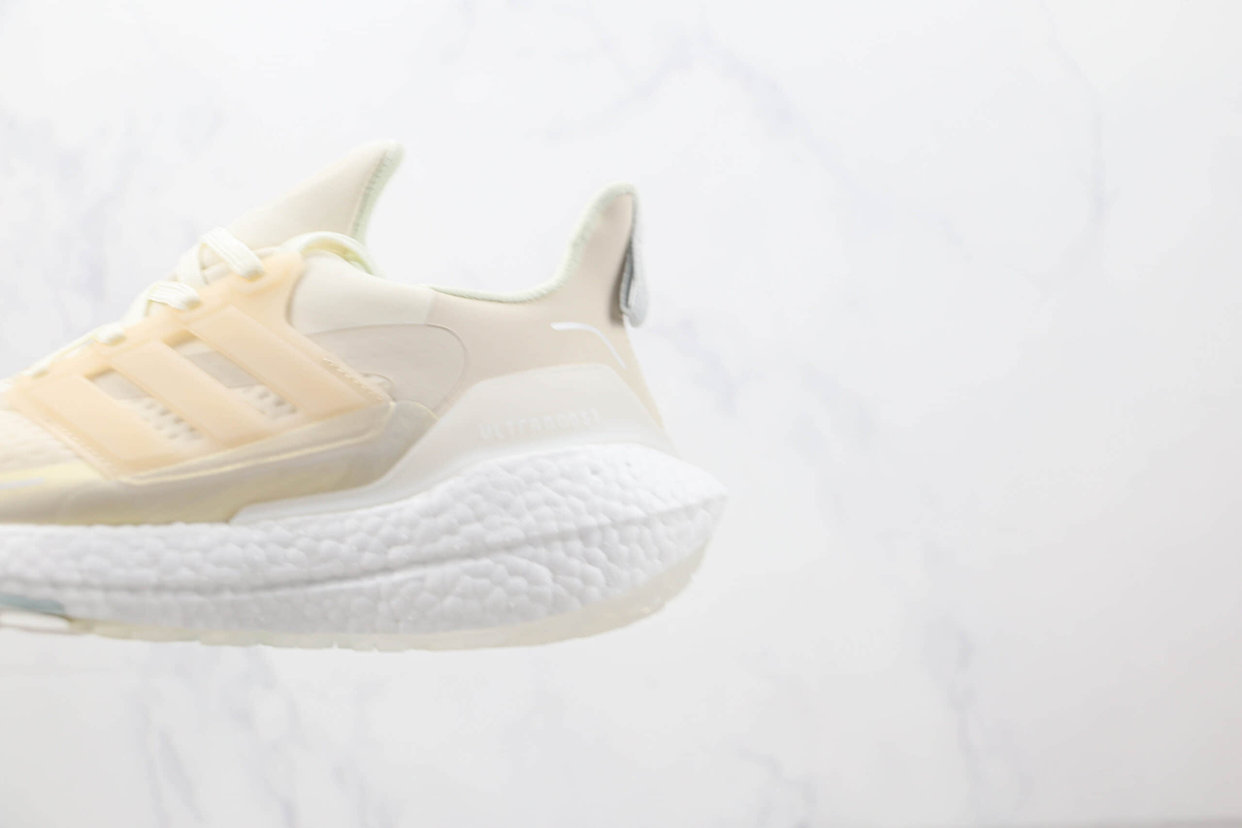 阿迪达斯adidas ultra boost 2021莆田纯原复刻版本UB7.0奶敏感内容爆米花跑鞋原档案数据开发 货号:FY3955