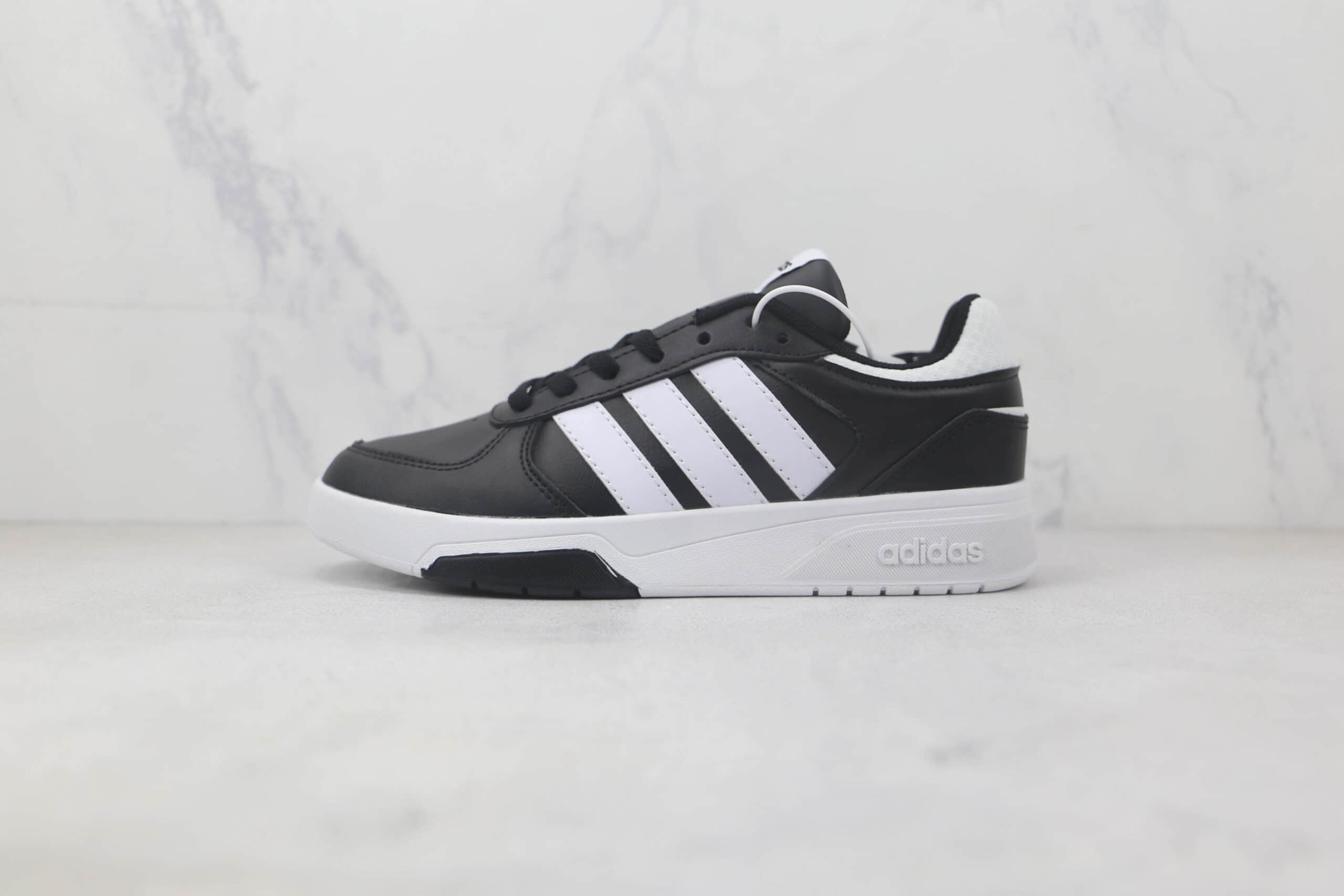 阿迪达斯Adidas POSTUP公司级版本新款黑白色休闲校园板鞋 阿迪达斯休闲校园球鞋 货号:GW5432