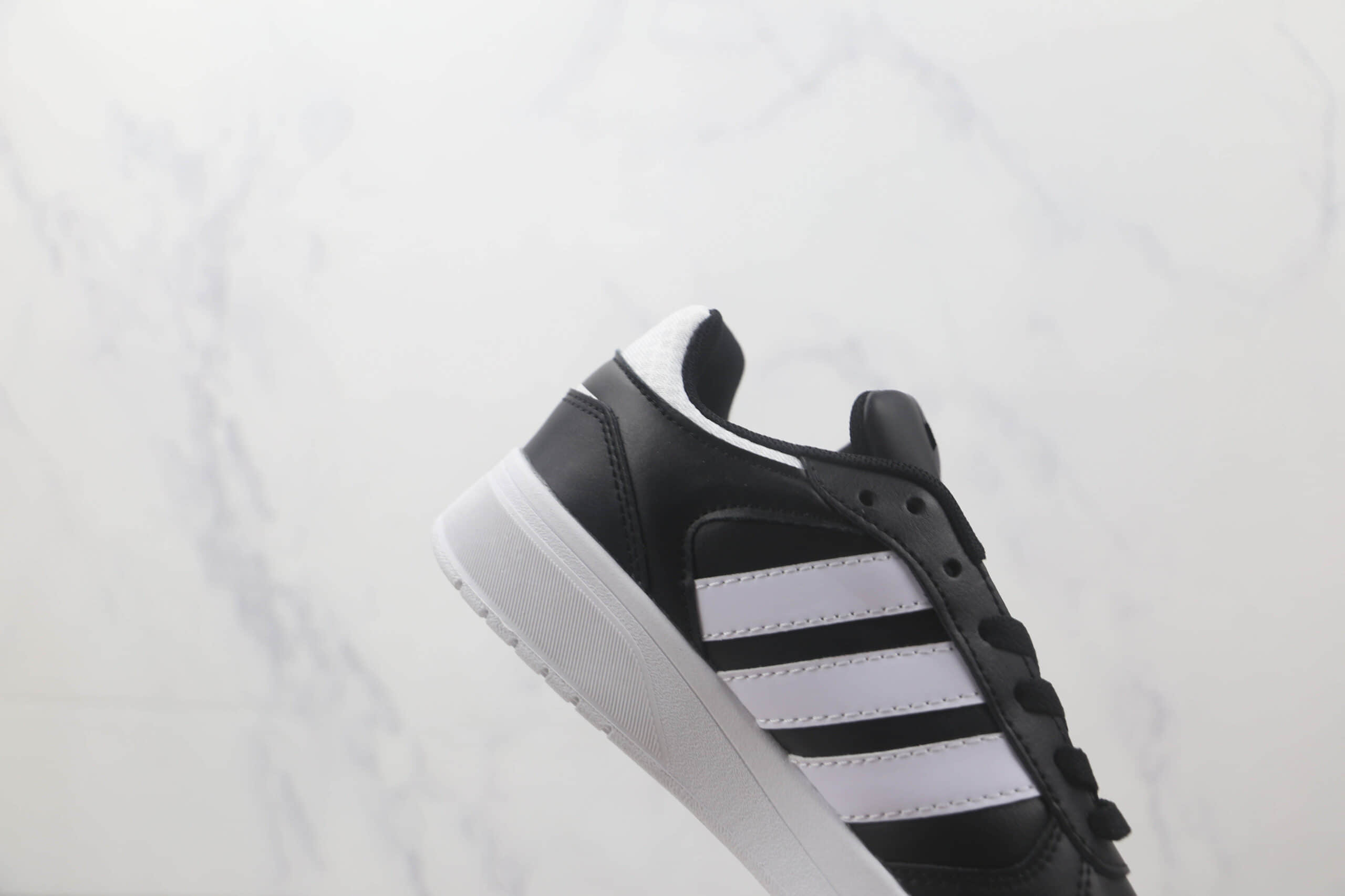 阿迪达斯Adidas POSTUP公司级版本新款黑白色休闲校园板鞋 阿迪达斯休闲校园球鞋 货号:GW5432