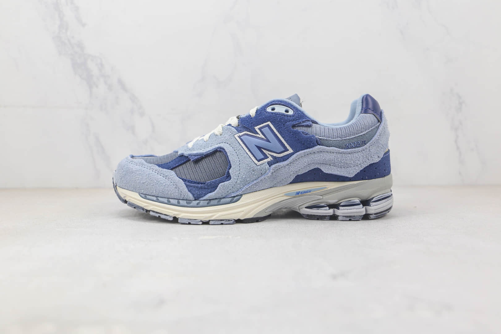 新百伦New Balance Refined Future纯原版本NB2002R青花蓝配色复古慢跑鞋 新百伦NB2002复古老爹鞋 货号:M2002RDI