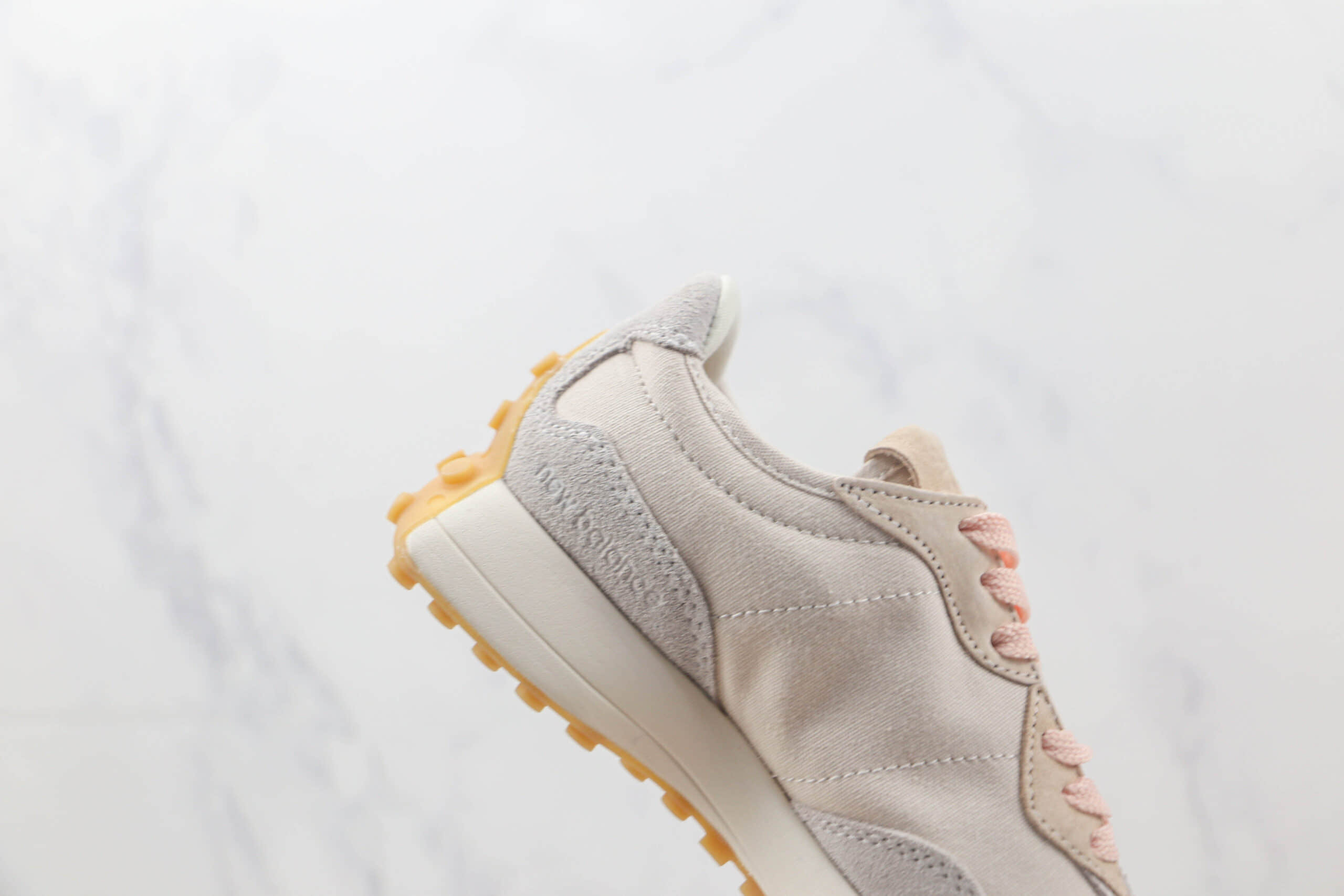 新百伦New Balance 327纯原版本皮面NB327复古老爹鞋 新百伦NB327复古慢跑鞋 货号:MS327ASN