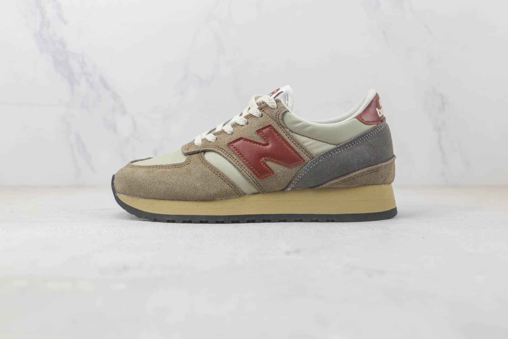 新百伦New Balance 730纯原版本复古NB730慢跑鞋 新百伦NB730老爹鞋系列 (ID:92101) - 图片1