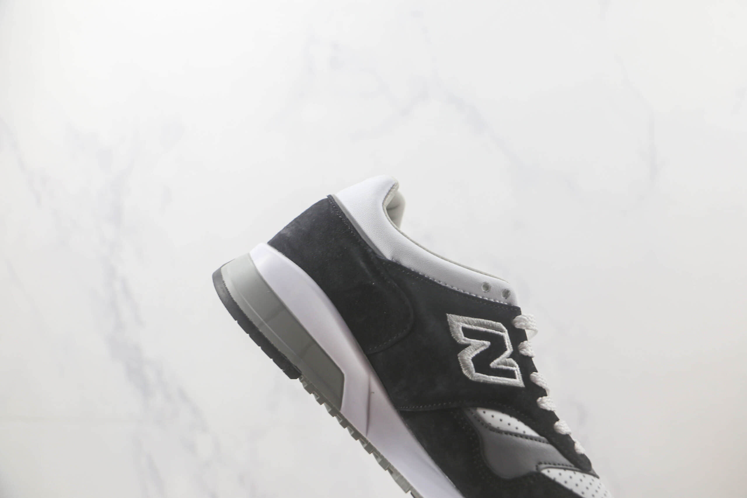 新百伦New Balance Made in UK M1500纯原版本NB1500麂皮灰蓝鸳鸯老爹鞋 新百伦M1500复古慢跑鞋 货号:M1500KGW
