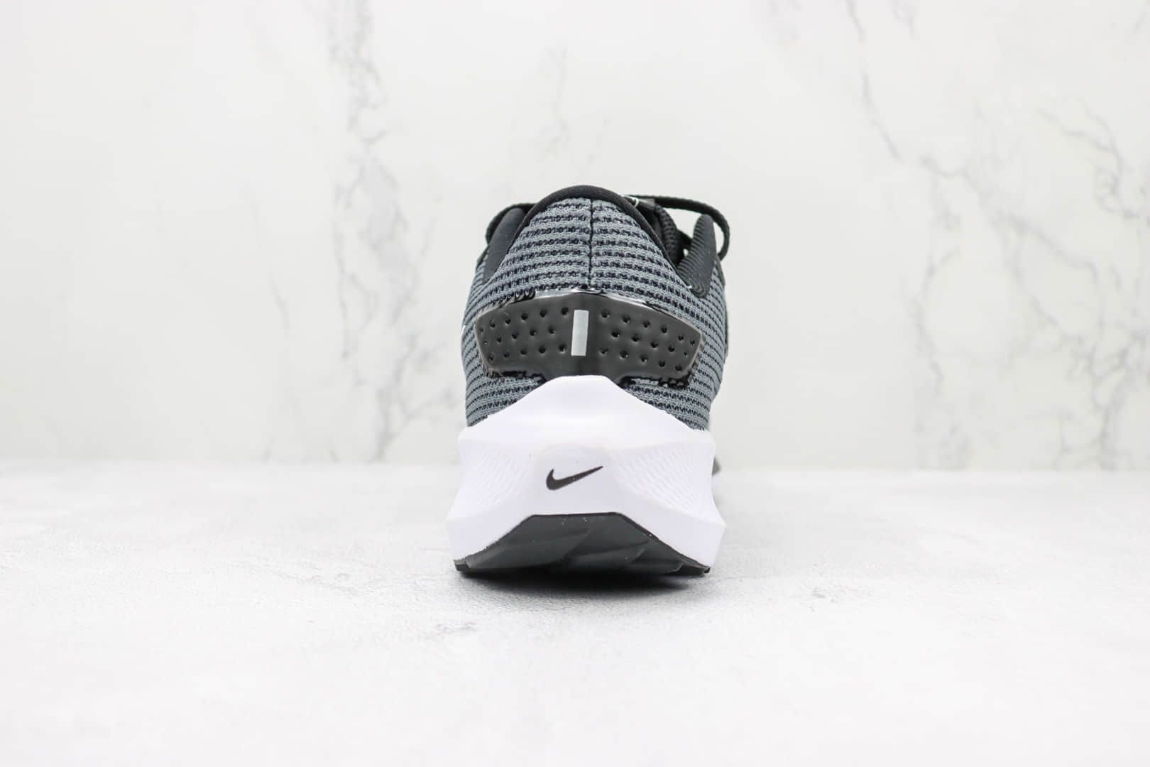耐克Nike Air Zoom Pegasus 40纯原版本登月40代灰白色慢跑鞋 耐克Zoom系列慢跑鞋 货号:DV3854-106
