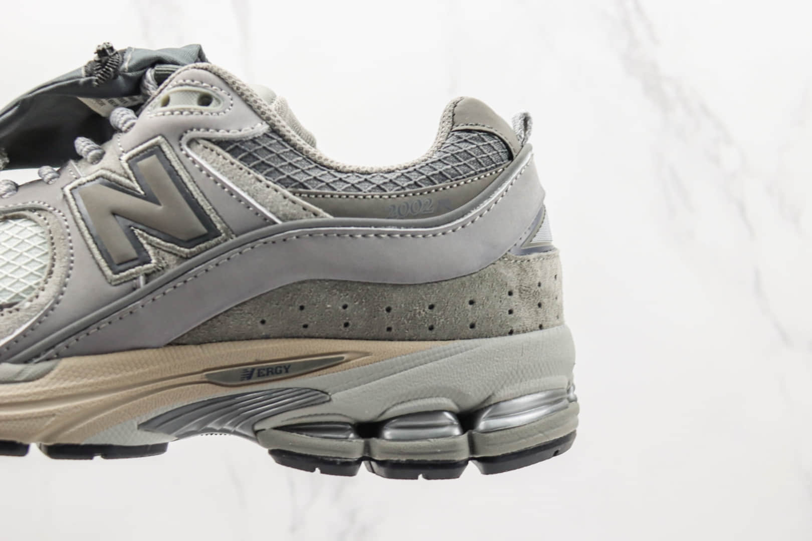 新百伦New Balance 2002R纯原版本NB2002复古缓震慢跑鞋 复刻新百伦NB2002老爹鞋 货号:M2002RVC