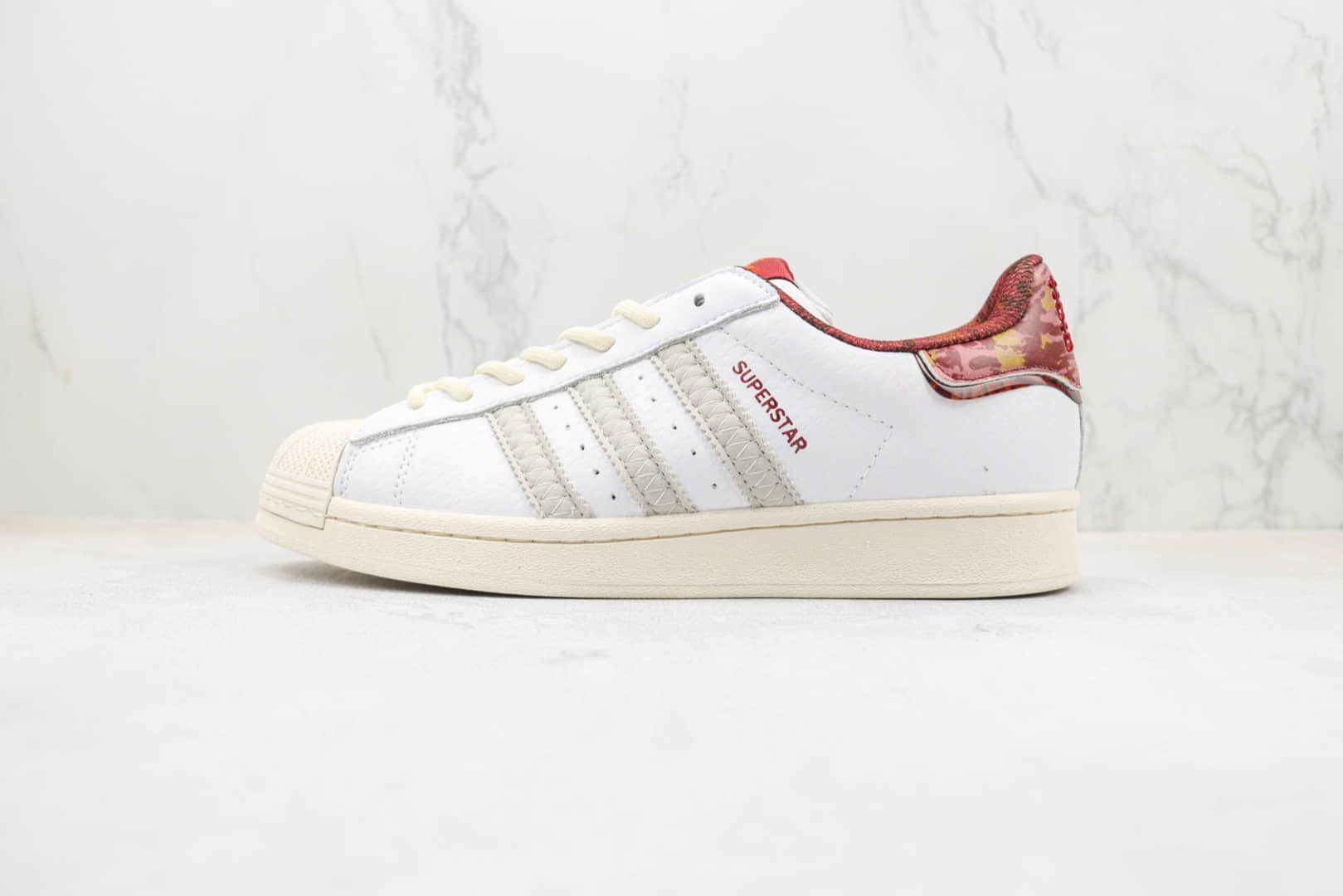 阿迪达斯Adidas Originals Superstar纯原版本兔年限定贝壳头迷彩尾板鞋 阿迪达斯贝壳头系列 (ID:95309) - 图片1