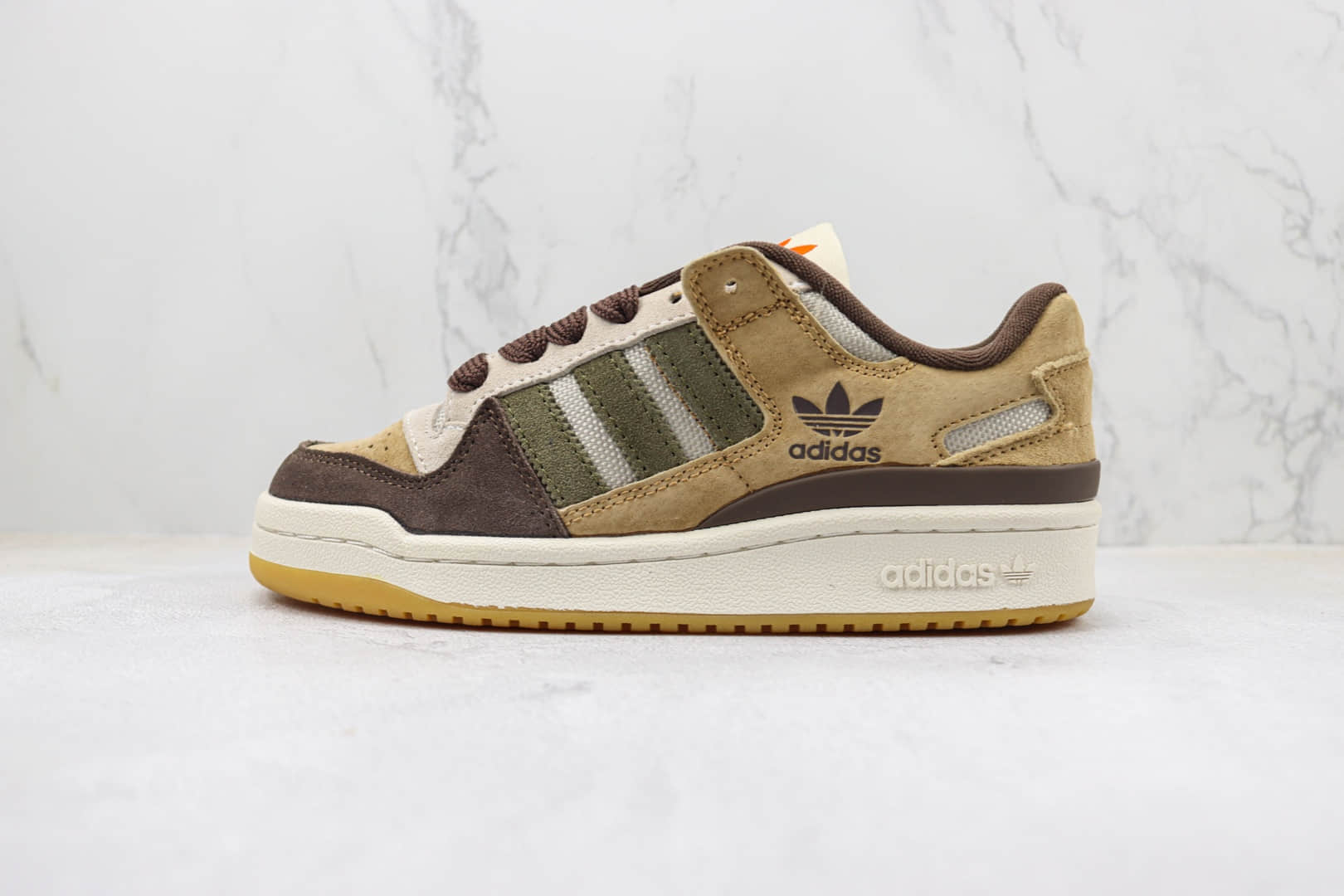 阿迪达斯adidas Forum 84 Low ACE纯原版本三叶草深棕麦敏感内容复古板鞋 莆田阿迪达斯货源 货号:GW4334