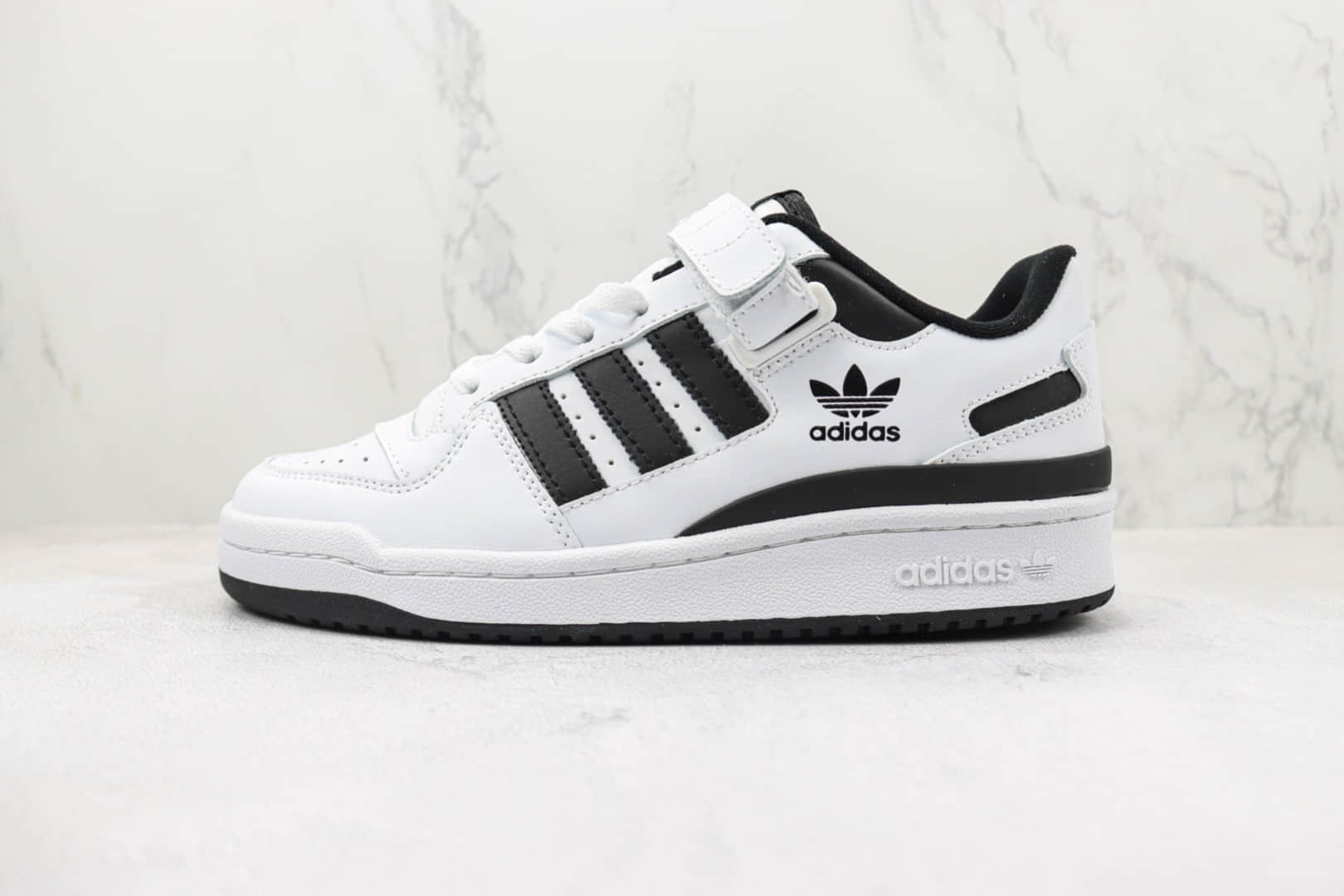 阿迪达斯adidas Forum 84 Low ACE纯原版本三叶草84白黑色魔术贴复古板鞋 莆田阿迪达斯货源 (ID:96243) - 图片1