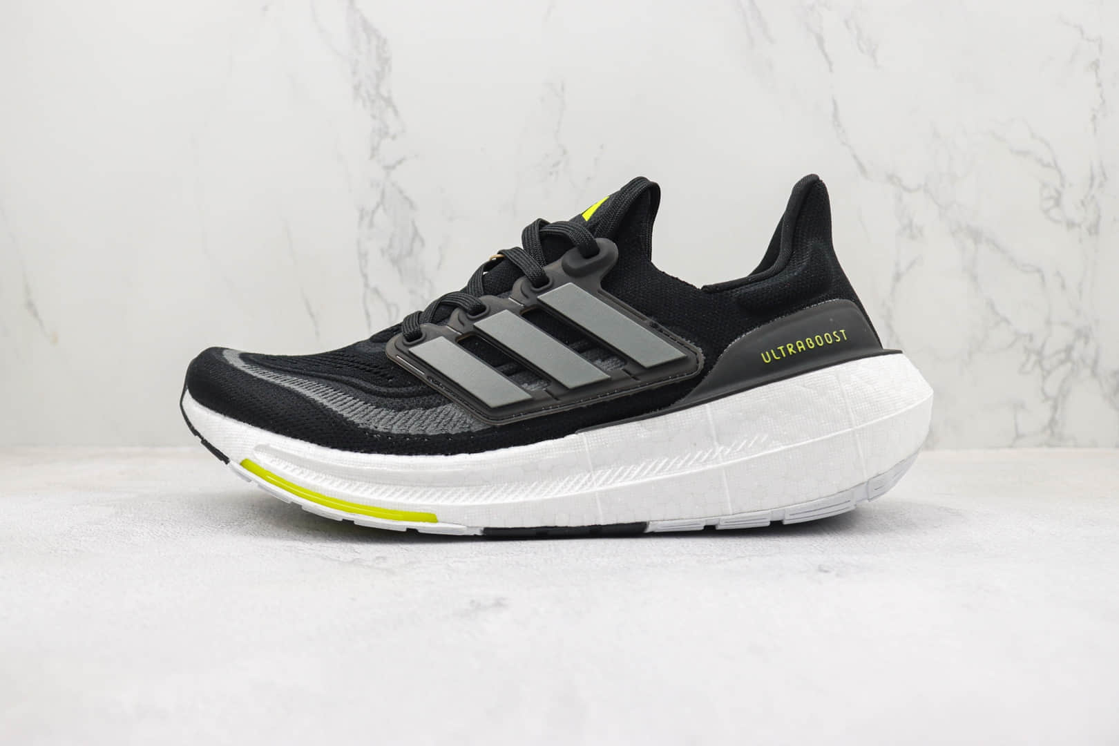 阿迪达斯Adidas Ultra Boost Light 23纯原版本UB9.0爆米花黑绿色跑鞋 莆田阿迪达斯爆米花系列跑鞋 (ID:96322) - 图片1