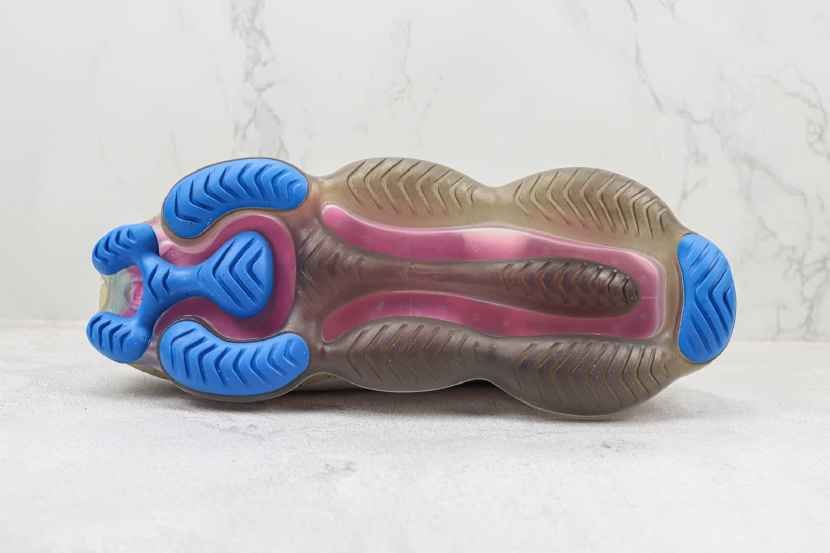 耐克Nike Air Max Scorpion FK纯原版本天蝎座系列浅灰黄粉蓝大气垫跑鞋 莆田复刻耐克 货号:FJ7070-001