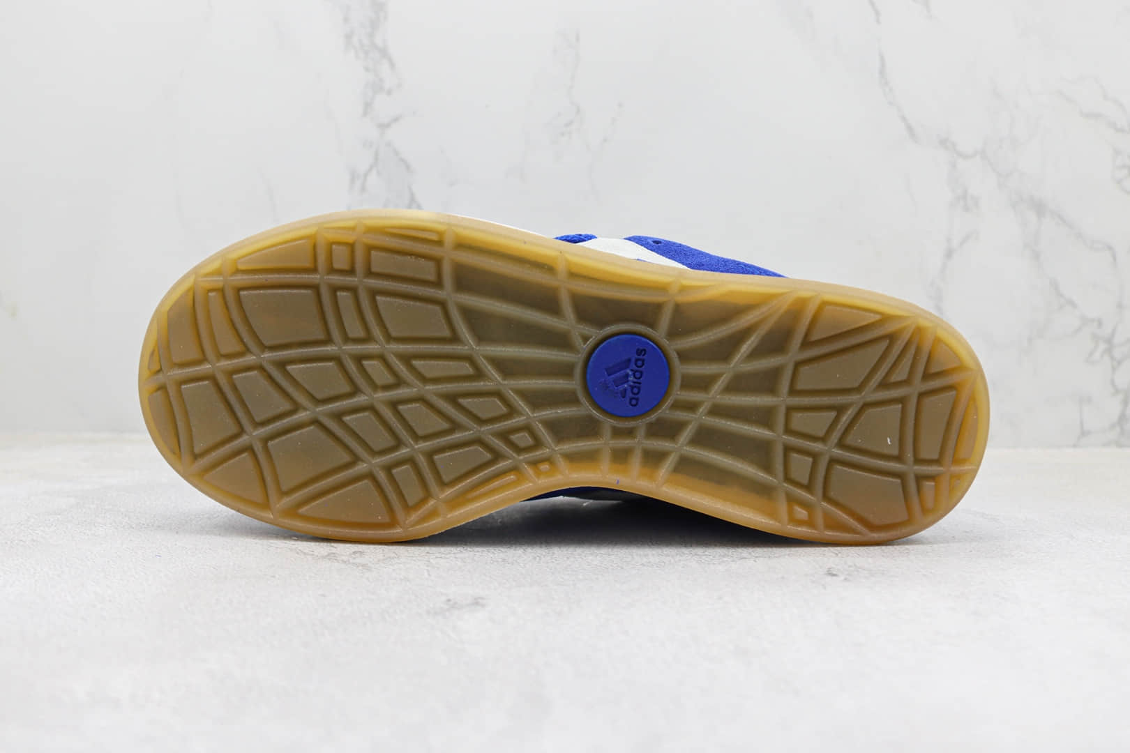 阿迪达斯Human Made x adidas Adimatic纯原版本马蒂奇系列宝蓝色鲨鱼面包鞋 莆田阿迪达斯货源 货号:GX1828
