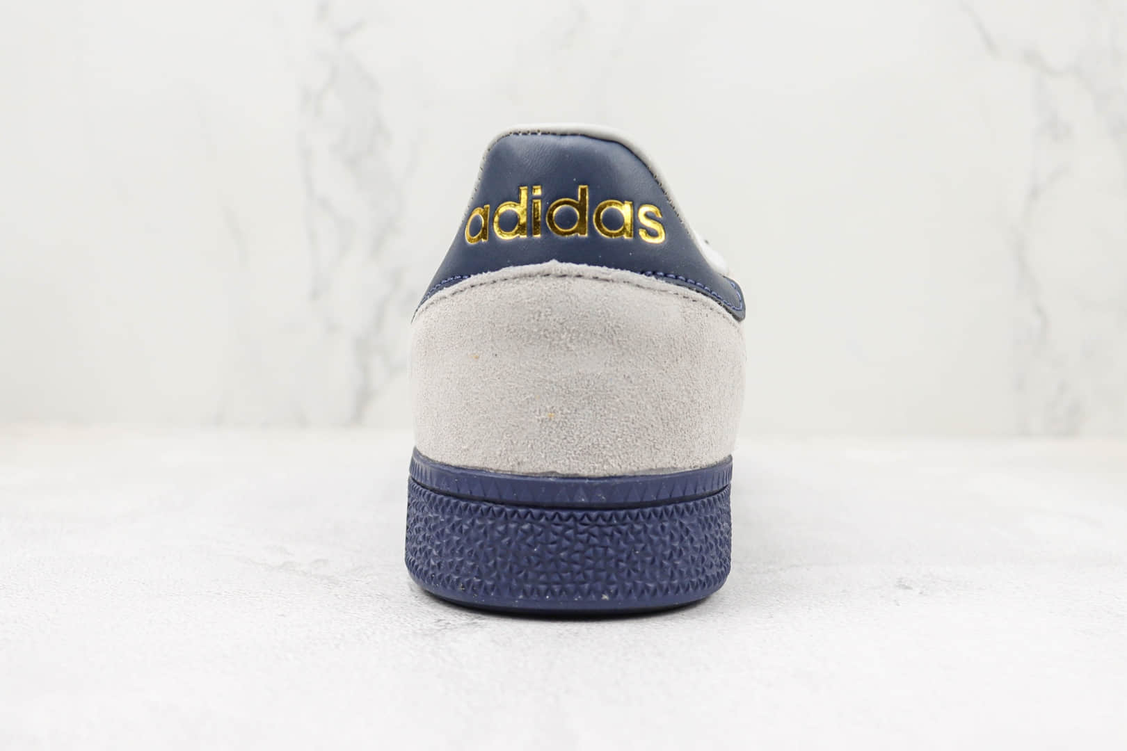 阿迪达斯adidas Handball Spezial纯原版本三叶草灰蓝色烫金复古麂皮板鞋 莆田阿迪达斯货源 货号:BD7637
