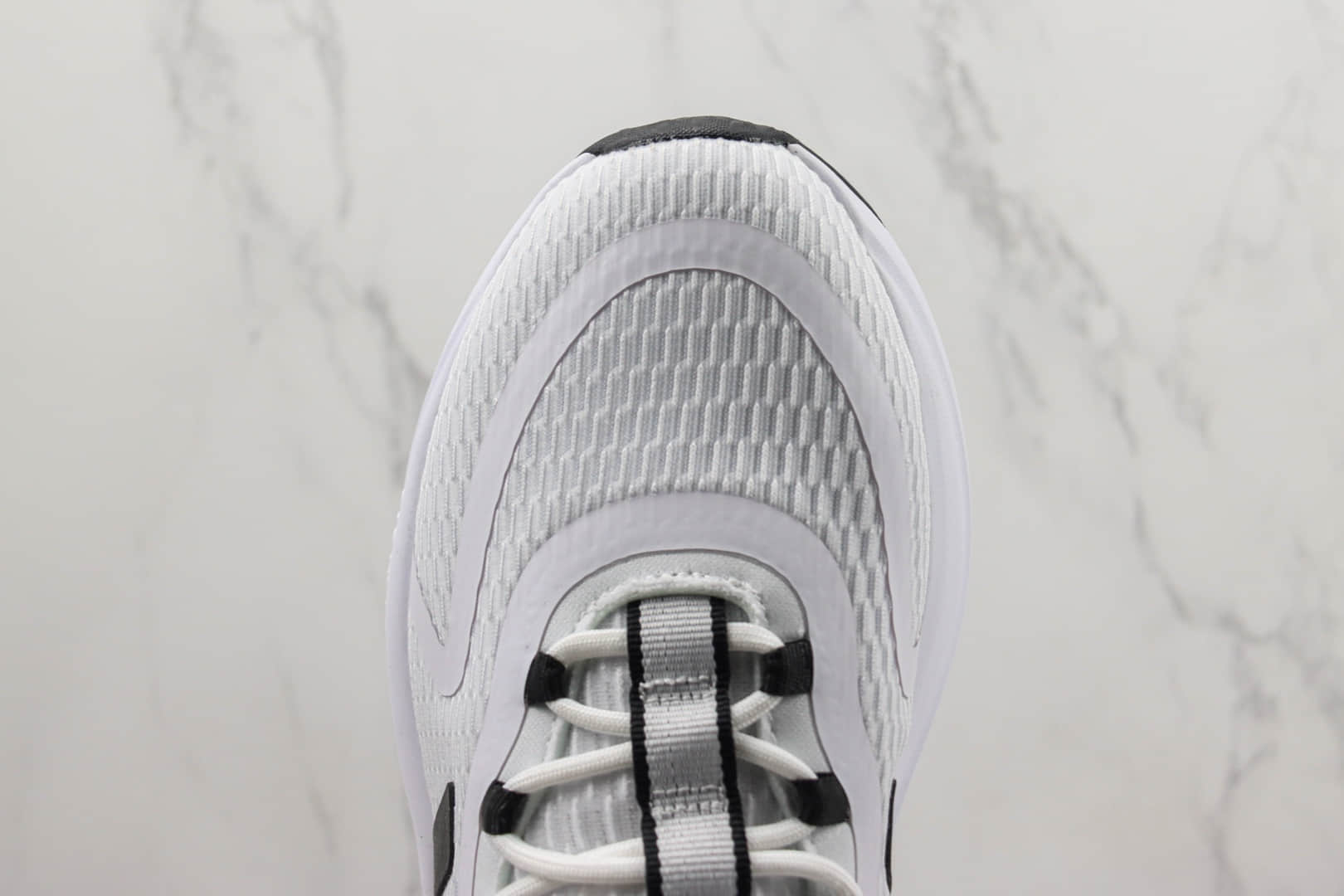 阿迪达斯adidas AlphaBounce Beyond纯原版本阿尔法白黑色爆米花跑鞋 莆田阿迪达斯货源 货号:HP6146