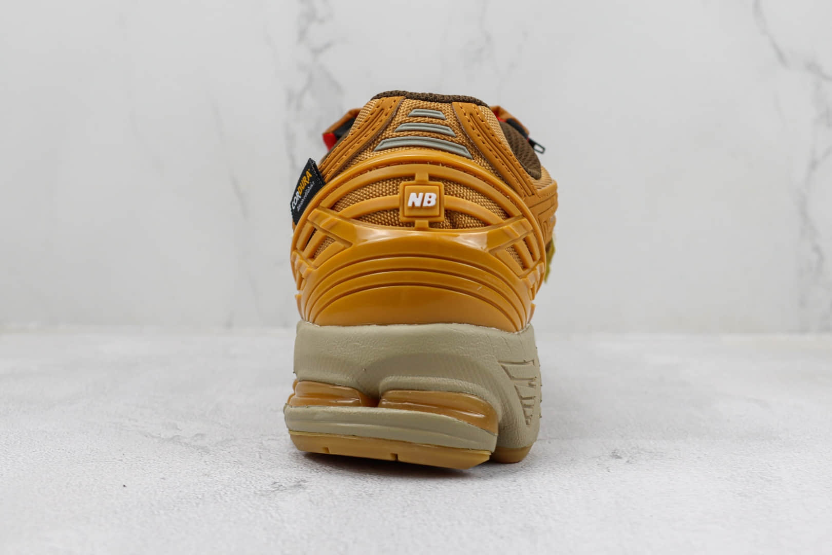 新百伦New Balance 1906R纯原版本NB1906土敏感内容复古慢跑鞋 莆田复刻新百伦 货号:M1906ROB