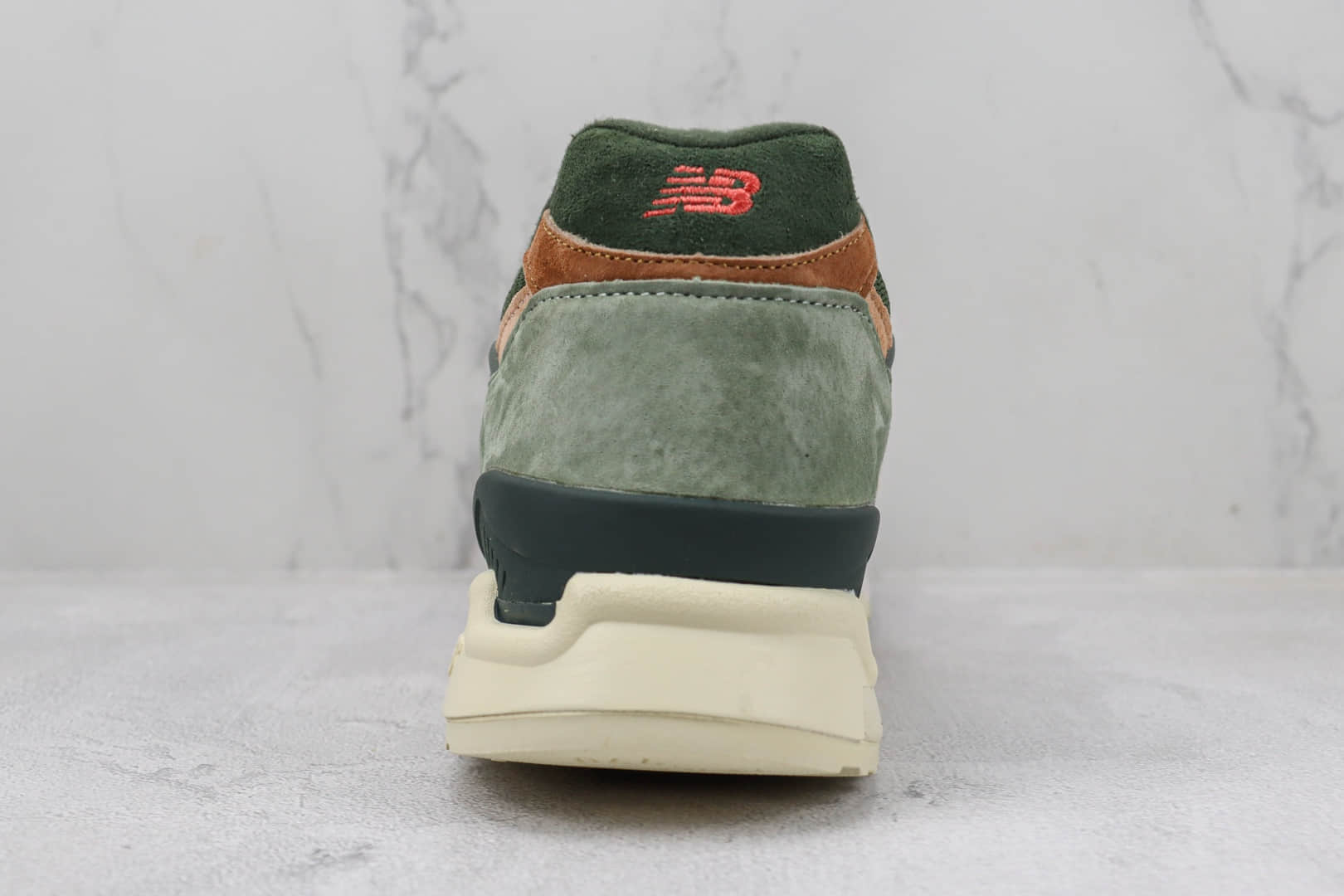 新百伦KITH x New Balance 998纯原版本NB998白红绿复古跑鞋 莆田新百伦代理 货号:U998KH1