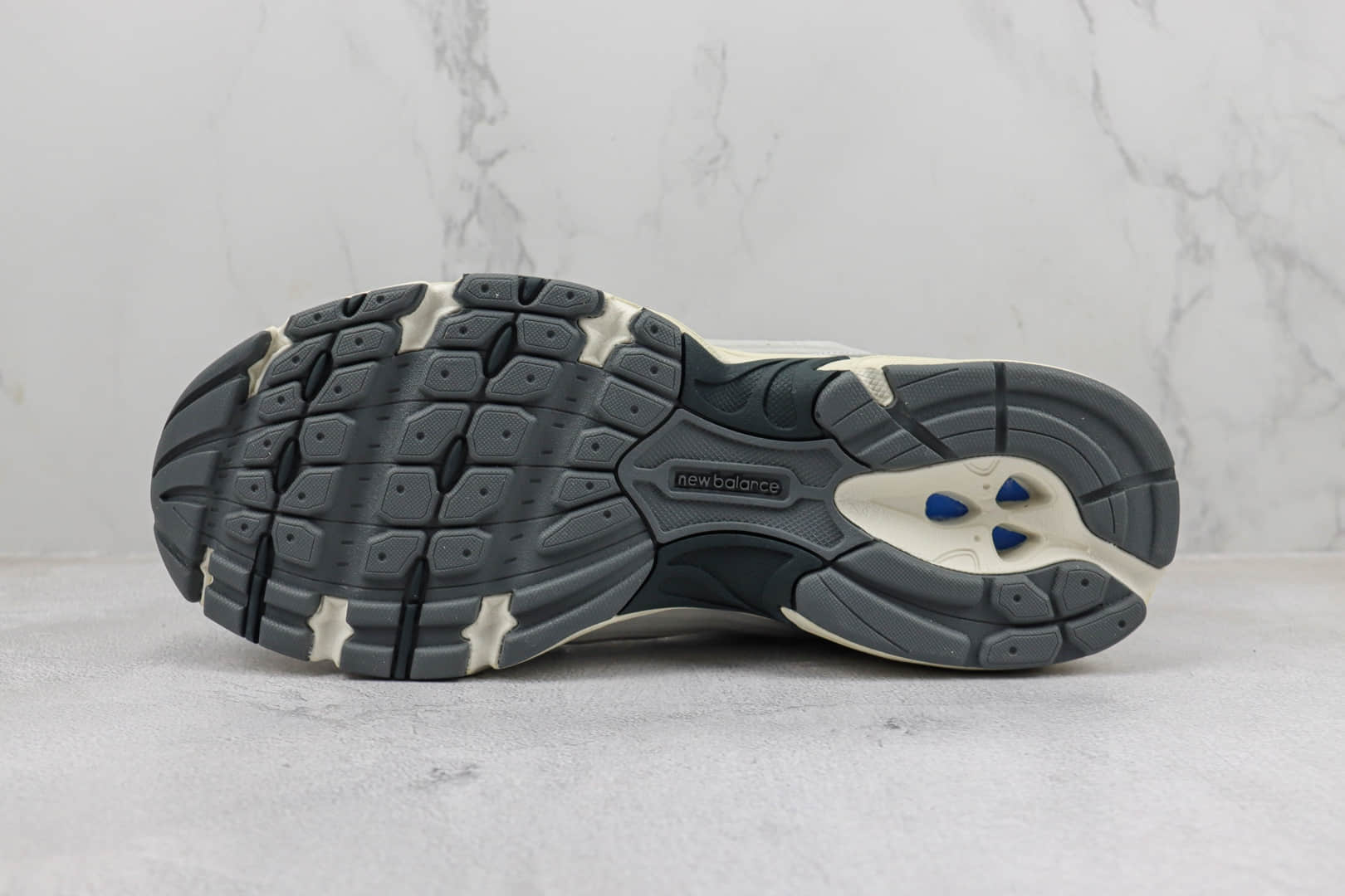 新百伦New Balance 530纯原版本NB530白灰复古跑鞋 莆田复刻新百伦 货号:MR530DG