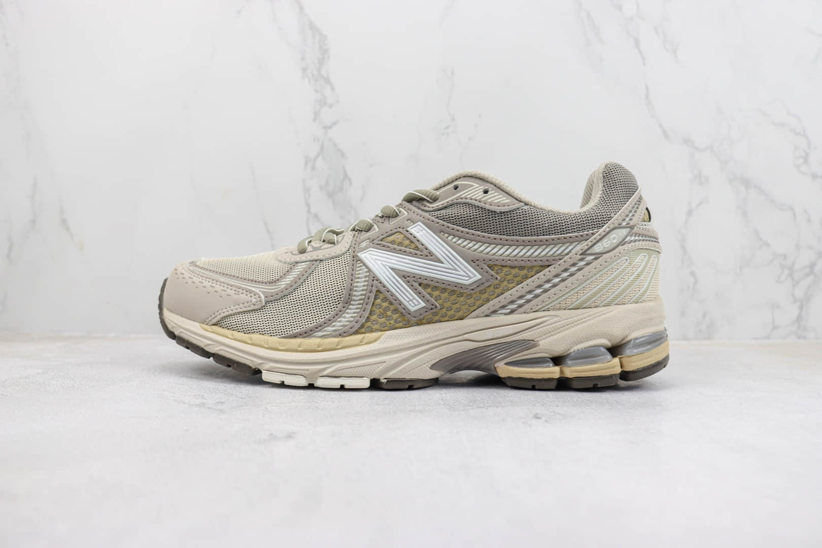 新百伦New Balance 860V2纯原版本NB860V2米沙黄浅灰复古老爹鞋慢跑鞋 莆田复刻鞋 (ID:99735) - 图片1