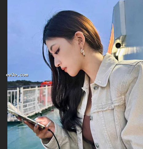 前任手撕舞蹈生女友 曝光***足私拍 被**爆* 状似*小** - 图片1