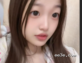 高颜值学生妹 朵朵 *定制私拍 白皙酮体全*发* ****反差至极 - 图片1