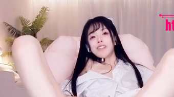 巨***护士*爱私拍 白丝裹足一字马 **暴力*抽**水高*太刺激了！ - 图片1