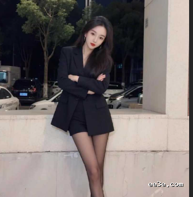 快手御姐网红 前妻 **福利 穿亮油丝袜**** 露脸**猛***激情不断！ - 图片1